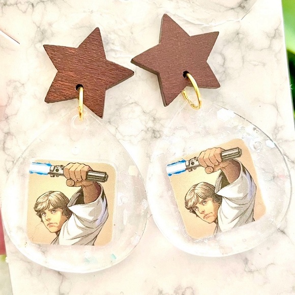Luke Skywalker Star Wars Earrings - Picture 1 of 4